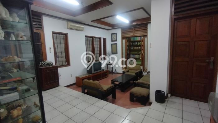Rumah Luas Asri 4 KT Siap Pakai di Kopo Bandung Rumah Luas Asri 4 KT Siap Pakai di Kopo Bandung