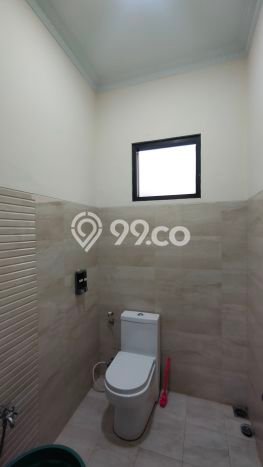 Ruko Strategis di Cimahi Tengah, Luas 240m2m², Pusat Komersial, Akses Cimahi Tengah, Cimahi, Cimahi Ruko Strategis di Cimahi Tengah, Luas 240m2m², Pusat Komersial, Akses Cimahi Tengah, Cimahi, Cimahi