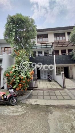 For Sale! Luxury House LT 190m2 Desain Modern di Setra Duta For Sale! Luxury House LT 190m2 Desain Modern di Setra Duta