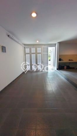 For Sale! Luxury House LT 190m2 Desain Modern di Setra Duta For Sale! Luxury House LT 190m2 Desain Modern di Setra Duta