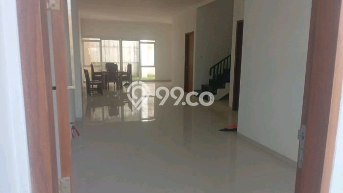 Rumah Luxury Modern Siap Huni di Setiabudi Bandung Rumah Luxury Modern Siap Huni di Setiabudi Bandung