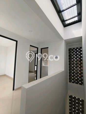 Rumah Luas Asri 2 KT Siap Pakai di Taman Kopo Indah Bandung Rumah Luas Asri 2 KT Siap Pakai di Taman Kopo Indah Bandung
