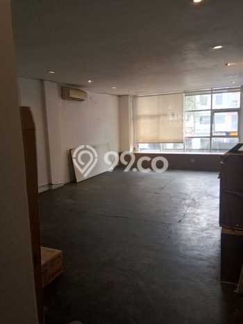 Ruko Dijual di Bandung LT 69m2 & LB 306m2 Lokasi Terbaik! Ruko Dijual di Bandung LT 69m2 & LB 306m2 Lokasi Terbaik!