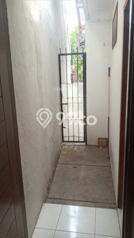 Siap Huni Hunian Elit 5 Kamar di Cilandak Dekat ke Mana Pun Siap Huni Hunian Elit 5 Kamar di Cilandak Dekat ke Mana Pun