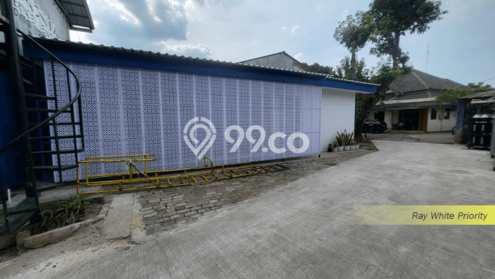 Unit Kantor Dijual di Kebon Jeruk Jakarta Barat 300m2 Unit Kantor Dijual di Kebon Jeruk Jakarta Barat 300m2