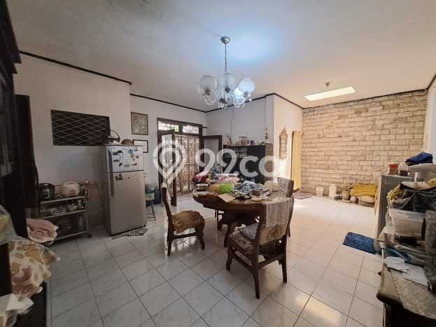 Dijual Rumah Premium dengan Fasilitas Sekitar Lengkap di Kebayoran Baru, Jakarta Selatan Dijual Rumah Premium dengan Fasilitas Sekitar Lengkap di Kebayoran Baru, Jakarta Selatan