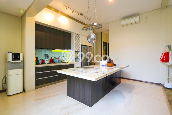 Dijual Rumah Mewah Megah Dengan View Cantik di BSD City, Tangerang Dijual Rumah Mewah Megah Dengan View Cantik di BSD City, Tangerang