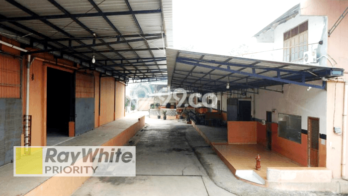 Dijual Gudang di Jati Asih Bekasi LT 4335m2 / LB 1027m2 Dijual Gudang di Jati Asih Bekasi LT 4335m2 / LB 1027m2