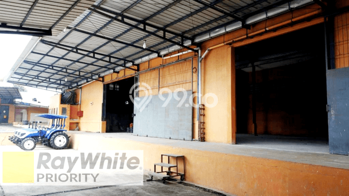 Dijual Gudang di Jati Asih Bekasi LT 4335m2 / LB 1027m2 Dijual Gudang di Jati Asih Bekasi LT 4335m2 / LB 1027m2