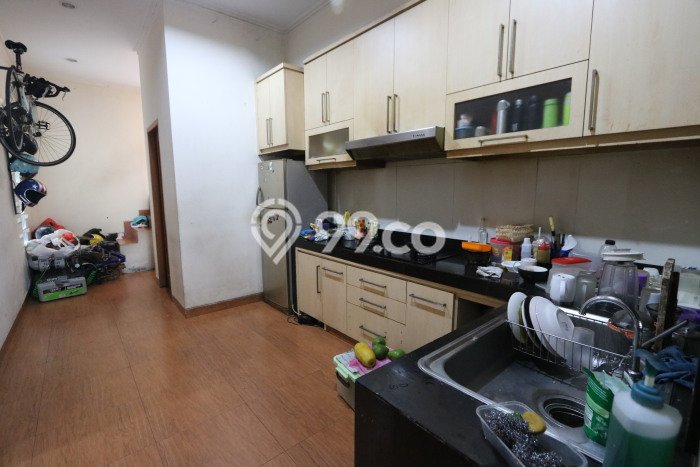 Jual Rumah Luas Megah Dengan View Cantik di Bintaro, Jakarta Selatan Jual Rumah Luas Megah Dengan View Cantik di Bintaro, Jakarta Selatan