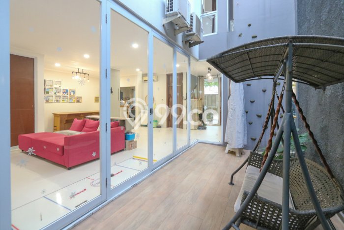 Rumah Elit Modern Tanpa Renovasi di Sektor 9-Bintaro Tangerang Selatan Rumah Elit Modern Tanpa Renovasi di Sektor 9-Bintaro Tangerang Selatan