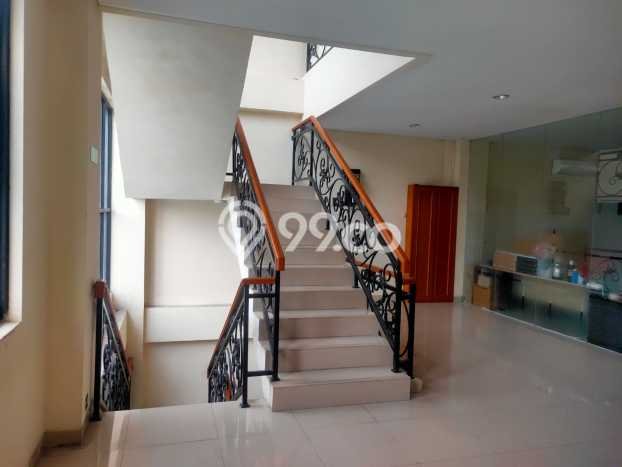 Unit Kantor Dijual di Pondok Aren Tangerang Selatan Luas Tanah 1415m2, Luas Bangunan 2000m2 Unit Kantor Dijual di Pondok Aren Tangerang Selatan Luas Tanah 1415m2, Luas Bangunan 2000m2