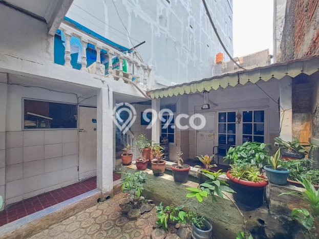 Dijual Hunian Mewah dengan Fasilitas Sekitar Komplit di Palmerah, Jakarta Barat Dijual Hunian Mewah dengan Fasilitas Sekitar Komplit di Palmerah, Jakarta Barat