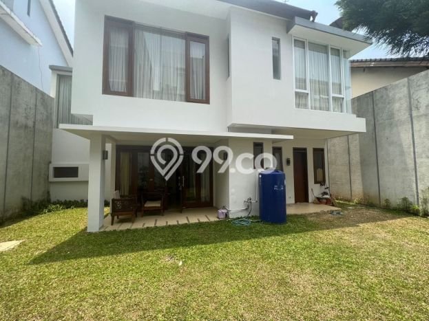 For Sale! Premium House LT 325m2 Desain Elegan di Dago For Sale! Premium House LT 325m2 Desain Elegan di Dago