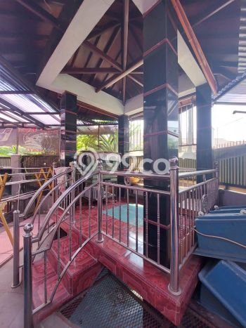 Rumah Luas Tanah 243m² di Antapani, Bandung - Lokasi Strategis Rumah Luas Tanah 243m² di Antapani, Bandung - Lokasi Strategis