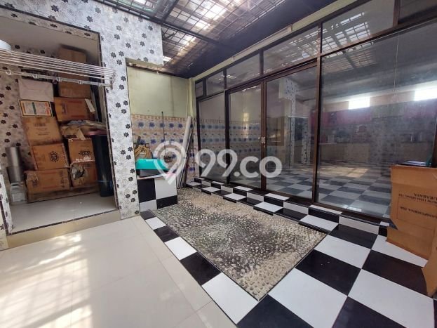 Rumah Luas Tanah 243m² di Antapani, Bandung - Lokasi Strategis Rumah Luas Tanah 243m² di Antapani, Bandung - Lokasi Strategis