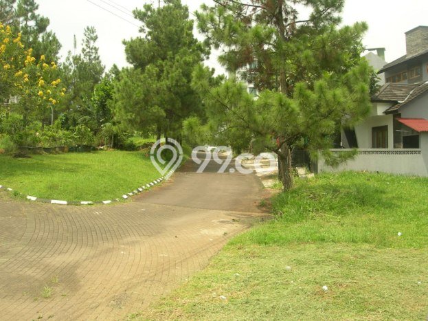 Tanah Kavling Dijual di Bandung Utara, Bandung dengan Luas Tanah 341m2 Tanah Kavling Dijual di Bandung Utara, Bandung dengan Luas Tanah 341m2