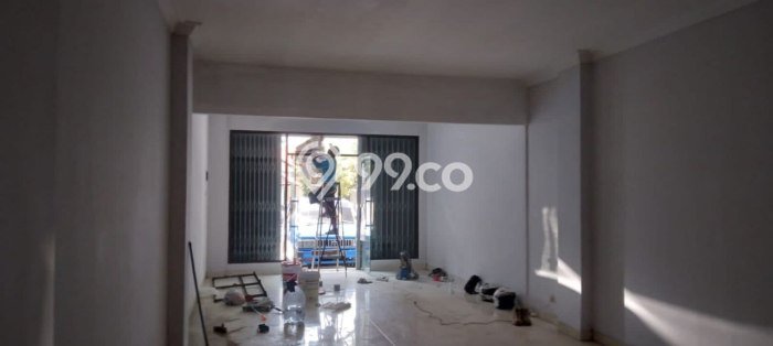 KEUNTUNGAN BERLIPAT! Ruko di , Luas 210m2m², Pusat Bisnis KEUNTUNGAN BERLIPAT! Ruko di , Luas 210m2m², Pusat Bisnis