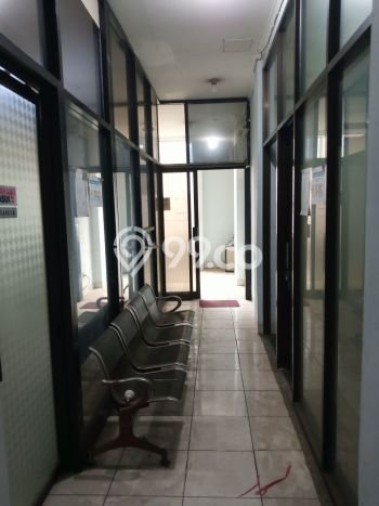 Ruko Dijual di Bandung LT 83m2 & LB 240m2 Lokasi Terbaik! Ruko Dijual di Bandung LT 83m2 & LB 240m2 Lokasi Terbaik!