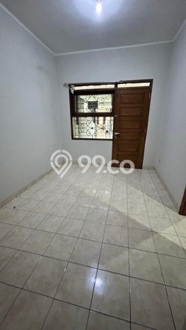 SPECIAL OFFER! Rumah area Antapani, 1 KM, Area Strategis, LT 120m² Bangunan 150m² SPECIAL OFFER! Rumah area Antapani, 1 KM, Area Strategis, LT 120m² Bangunan 150m²