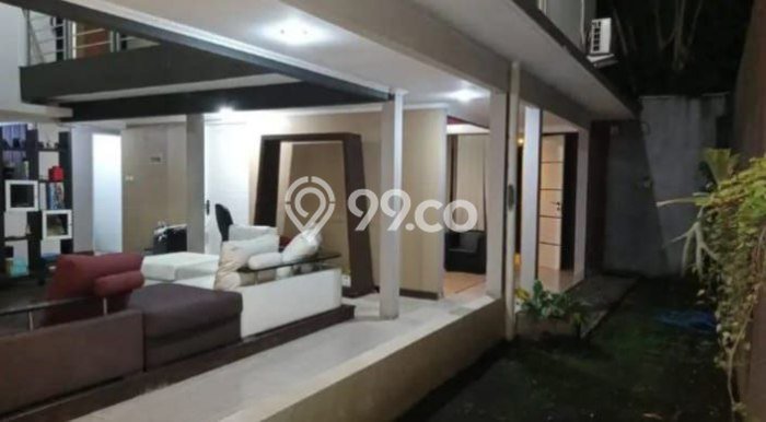 Ready to Use! Luxury House LT 400m2 Desain Elegan di Bandung Utara Ready to Use! Luxury House LT 400m2 Desain Elegan di Bandung Utara