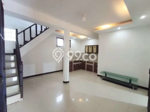 Jual Rumah Favorit Siap Huni LB 200m2 di Arcamanik, Bandung Jual Rumah Favorit Siap Huni LB 200m2 di Arcamanik, Bandung