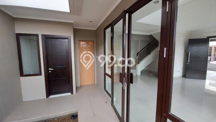 Rumah Luxury di Bandung Lokasi Strategis Kondisi Baik Rumah Luxury di Bandung Lokasi Strategis Kondisi Baik