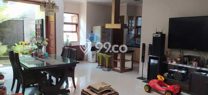 For Sale! Premium House LT 213m2 Desain Elegan di Bandung Kota For Sale! Premium House LT 213m2 Desain Elegan di Bandung Kota