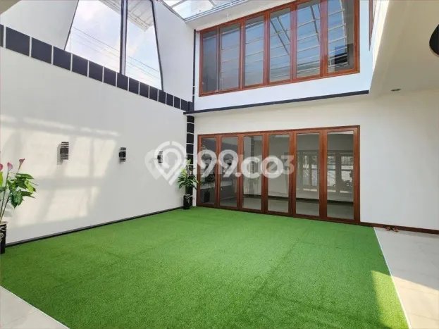 Hunian Mewah LB 450m2 Siap Pakai Desain Elegan di Margacinta, Bandung Hunian Mewah LB 450m2 Siap Pakai Desain Elegan di Margacinta, Bandung