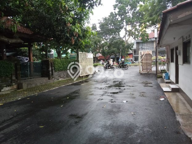 Rumah Elit Modern Tanpa Renovasi di Bandung Kota Bandung Rumah Elit Modern Tanpa Renovasi di Bandung Kota Bandung