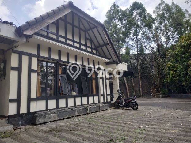 Komersial Bagus LT 822m2 LB 300m2 Dijual di Coblong Bandung Komersial Bagus LT 822m2 LB 300m2 Dijual di Coblong Bandung