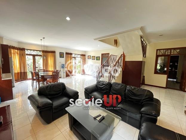 Ready to Use! Premium House LT 575m2 Desain Modern di Dago Pakar Ready to Use! Premium House LT 575m2 Desain Modern di Dago Pakar