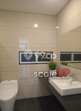 Rumah Mewah Siap Huni LT 615m2 di Setra Duta, Bandung Rumah Mewah Siap Huni LT 615m2 di Setra Duta, Bandung