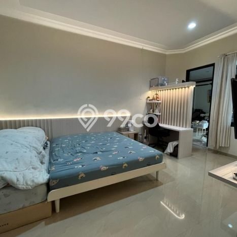 Hunian Elit LB 180m2 Siap Huni Desain Elegan di Singgasana, Bandung Hunian Elit LB 180m2 Siap Huni Desain Elegan di Singgasana, Bandung