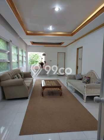 Rumah Nyaman area Dago, Bandung, LT 534m² Bangunan 500m² Rumah Nyaman area Dago, Bandung, LT 534m² Bangunan 500m²