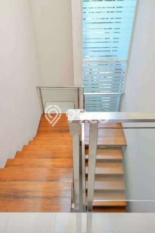 Rumah Asri 5 KT di Bandung Utara, Bandung - LT 647m² Rumah Asri 5 KT di Bandung Utara, Bandung - LT 647m²