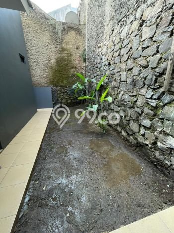 Dijual Rumah Eksklusif 4 KT di Setiabudi, Bandung Dijual Rumah Eksklusif 4 KT di Setiabudi, Bandung