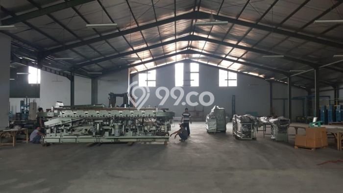 Untuk Dijual! Gudang di Padalarang Bandung LT 2428m2 / LB 1682m2 Kawasan Strategis Untuk Dijual! Gudang di Padalarang Bandung LT 2428m2 / LB 1682m2 Kawasan Strategis