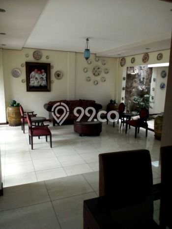 SIAP HUNI! Rumah Strategis di Coblong, LT 577m2m² LB 550m2m² SIAP HUNI! Rumah Strategis di Coblong, LT 577m2m² LB 550m2m²