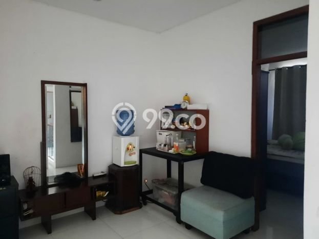 Rumah Strategis LT 180m2m² / LB 210m2m² di Lokasi Strategis Antapani, Bandung Rumah Strategis LT 180m2m² / LB 210m2m² di Lokasi Strategis Antapani, Bandung