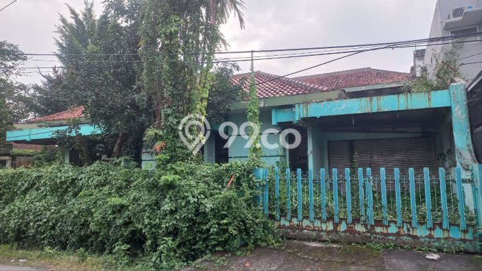 Rumah Elit LB 374m2 Siap Pakai Desain Elegan di Buah Batu, Bandung Rumah Elit LB 374m2 Siap Pakai Desain Elegan di Buah Batu, Bandung