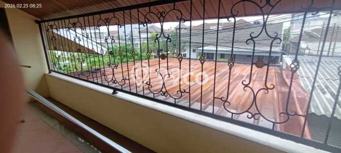 Disewakan! Rumah 3 Kamar Tidur &
3 Kamar Mandi di Bandung Kota, Bandung Disewakan! Rumah 3 Kamar Tidur &
3 Kamar Mandi di Bandung Kota, Bandung