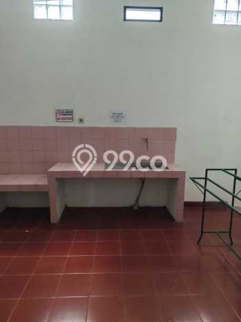 Disewakan! Rumah 3 Kamar Tidur &
2 Kamar Mandi di Buah Batu, Bandung Disewakan! Rumah 3 Kamar Tidur &
2 Kamar Mandi di Buah Batu, Bandung