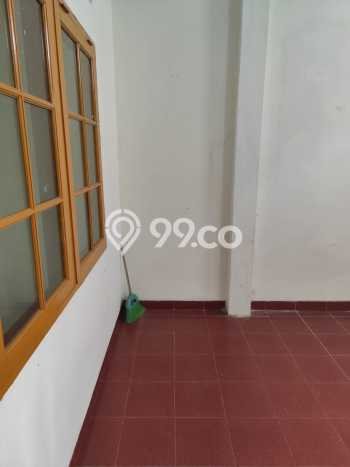 Disewakan! Rumah 3 Kamar Tidur &
2 Kamar Mandi di Buah Batu, Bandung Disewakan! Rumah 3 Kamar Tidur &
2 Kamar Mandi di Buah Batu, Bandung