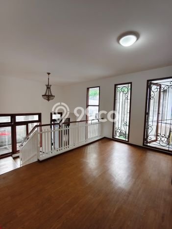 For Sale! Luxury House LT 279m2 Desain Modern di Sektor 7-Bintaro For Sale! Luxury House LT 279m2 Desain Modern di Sektor 7-Bintaro