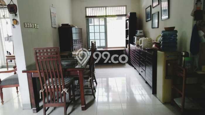 Jual Rumah Bagus Siap Huni LB 300m2 di Pesanggrahan, Jakarta Selatan Jual Rumah Bagus Siap Huni LB 300m2 di Pesanggrahan, Jakarta Selatan
