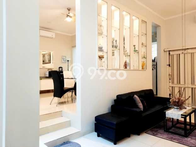Rumah Elit Modern Tanpa Renovasi di Sektor 7-Bintaro Tangerang Selatan Rumah Elit Modern Tanpa Renovasi di Sektor 7-Bintaro Tangerang Selatan
