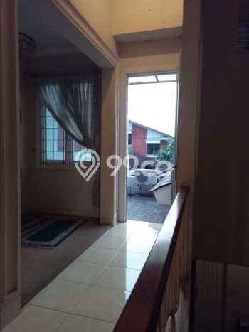 For Sale! Luxury House LT 300m2 Desain Elegan di Sektor 1 - Bintaro For Sale! Luxury House LT 300m2 Desain Elegan di Sektor 1 - Bintaro