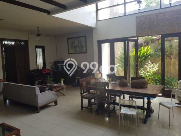 For Sale Rumah Mewah Exclusive di Ciputat, Tangerang Selatan For Sale Rumah Mewah Exclusive di Ciputat, Tangerang Selatan