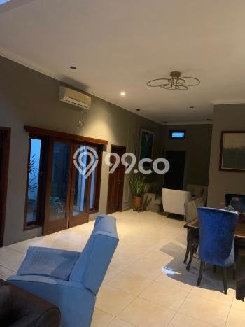 Rumah Elit LB 220m2 Siap Pakai Desain Elegan di Bintaro, Tangerang Selatan Rumah Elit LB 220m2 Siap Pakai Desain Elegan di Bintaro, Tangerang Selatan